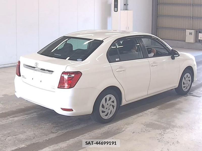 Toyota COROLLA AXIO 2020-07 8766404-1