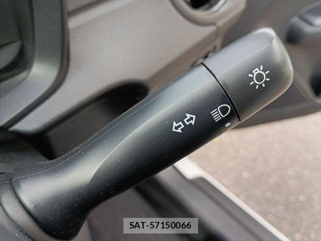 Toyota COROLLA AXIO 2021-07 8879147-22
