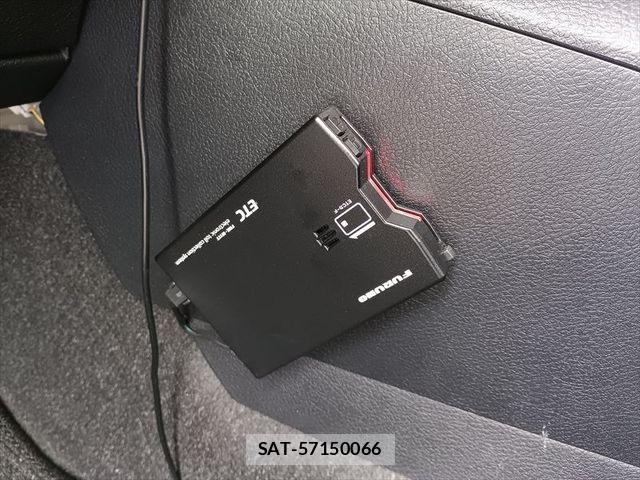 Toyota COROLLA AXIO 2021-07 8879147-25