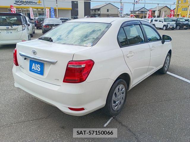 Toyota COROLLA AXIO 2021-07 8879147-2