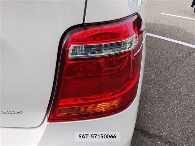 Toyota COROLLA AXIO 2021-07 8879147-4
