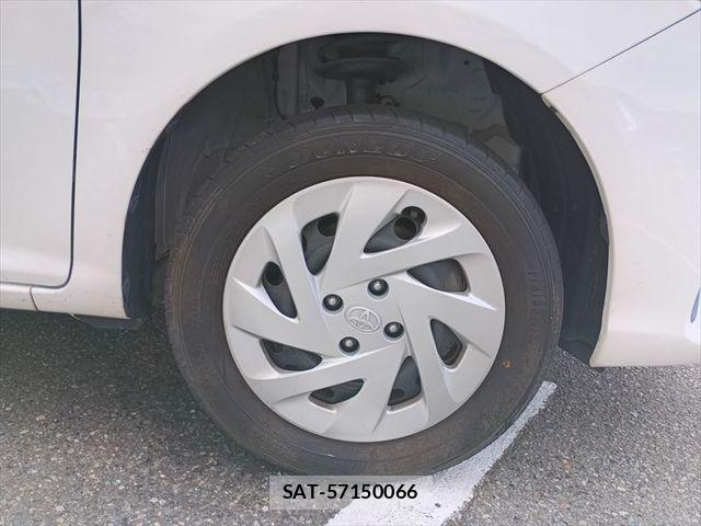 Toyota COROLLA AXIO 2021-07 8879147-5