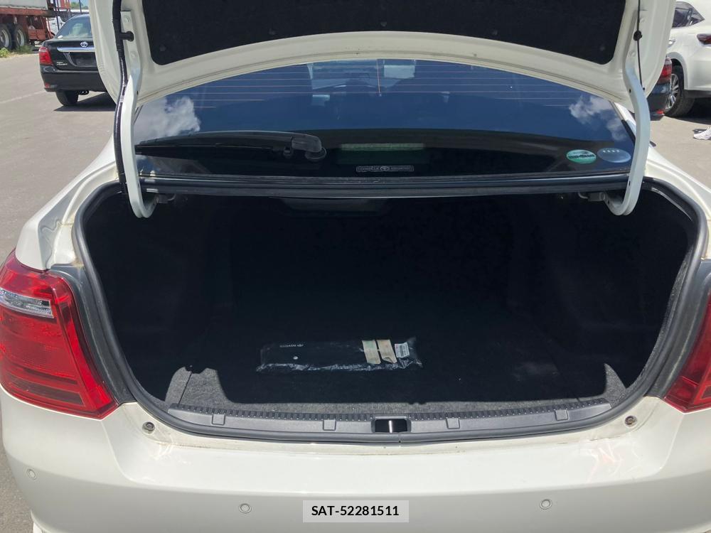 Toyota COROLLA AXIO 2019 1173827-28