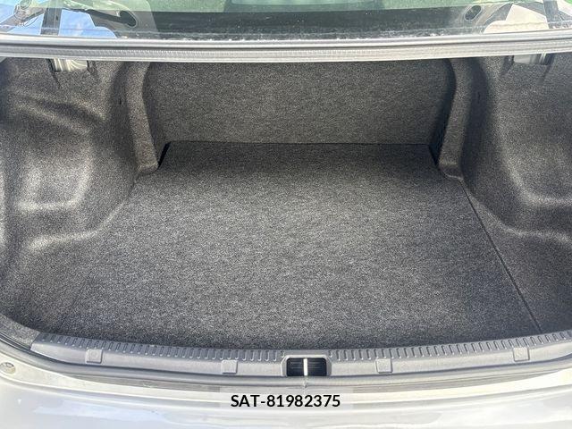 Toyota COROLLA AXIO 2020-10 1427951-9