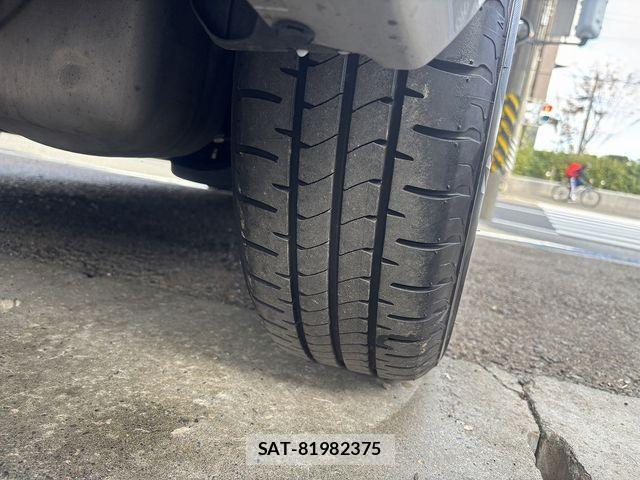 Toyota COROLLA AXIO 2020-10 1427951-13
