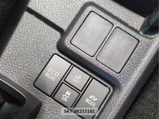 Toyota COROLLA AXIO 2015-04 6275994-15
