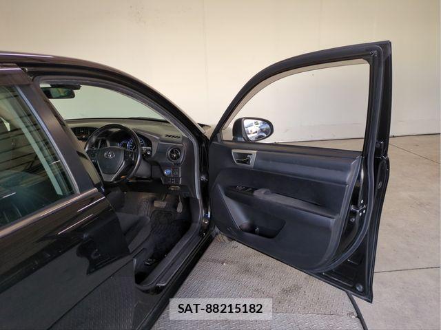 Toyota COROLLA AXIO 2015-04 6275994-29