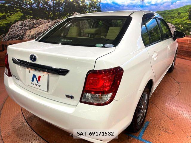 Toyota COROLLA AXIO 2015-07 6611097-14