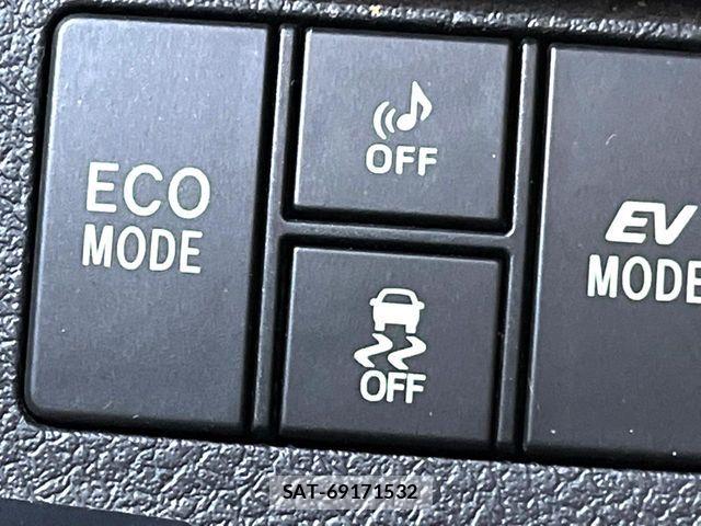 Toyota COROLLA AXIO 2015-07 6611097-3