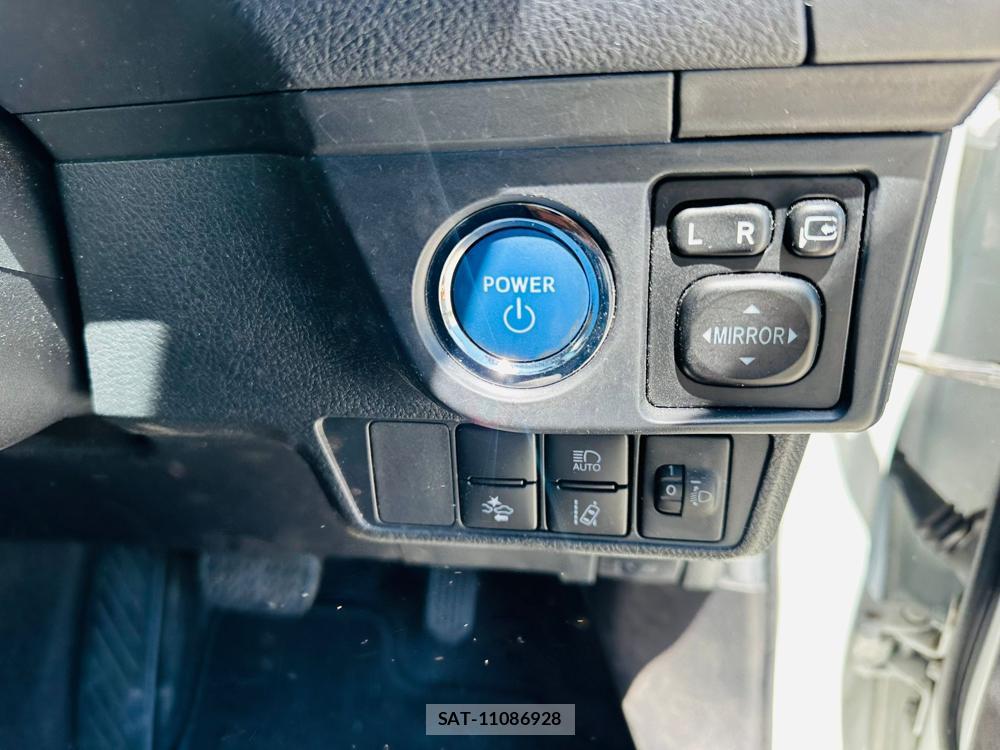 Toyota COROLLA AXIO 2020 6646567-16