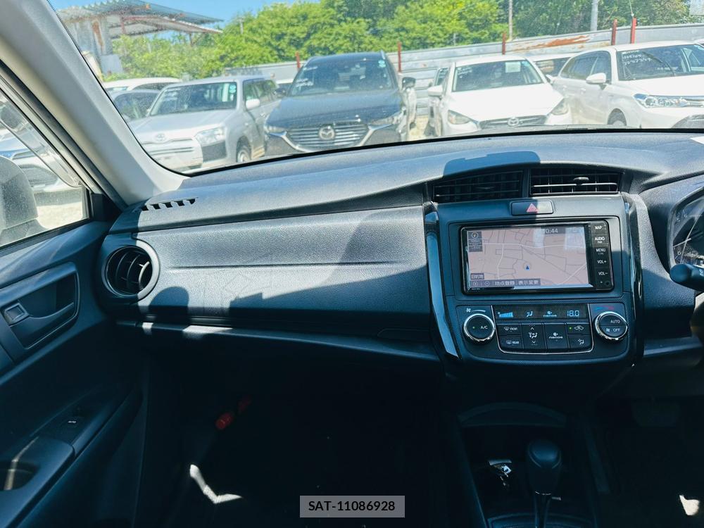 Toyota COROLLA AXIO 2020 6646567-17