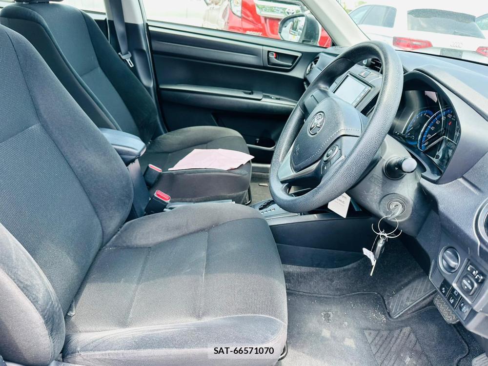 Toyota COROLLA AXIO 2019-04 6789617-10