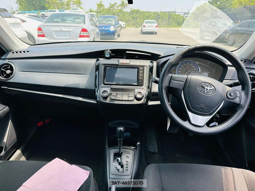 Toyota COROLLA AXIO 2019-04 6789617-11