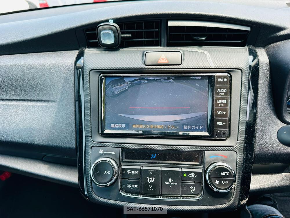 Toyota COROLLA AXIO 2019-04 6789617-17