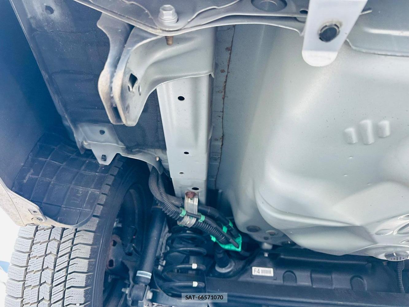Toyota COROLLA AXIO 2019-04 6789617-31