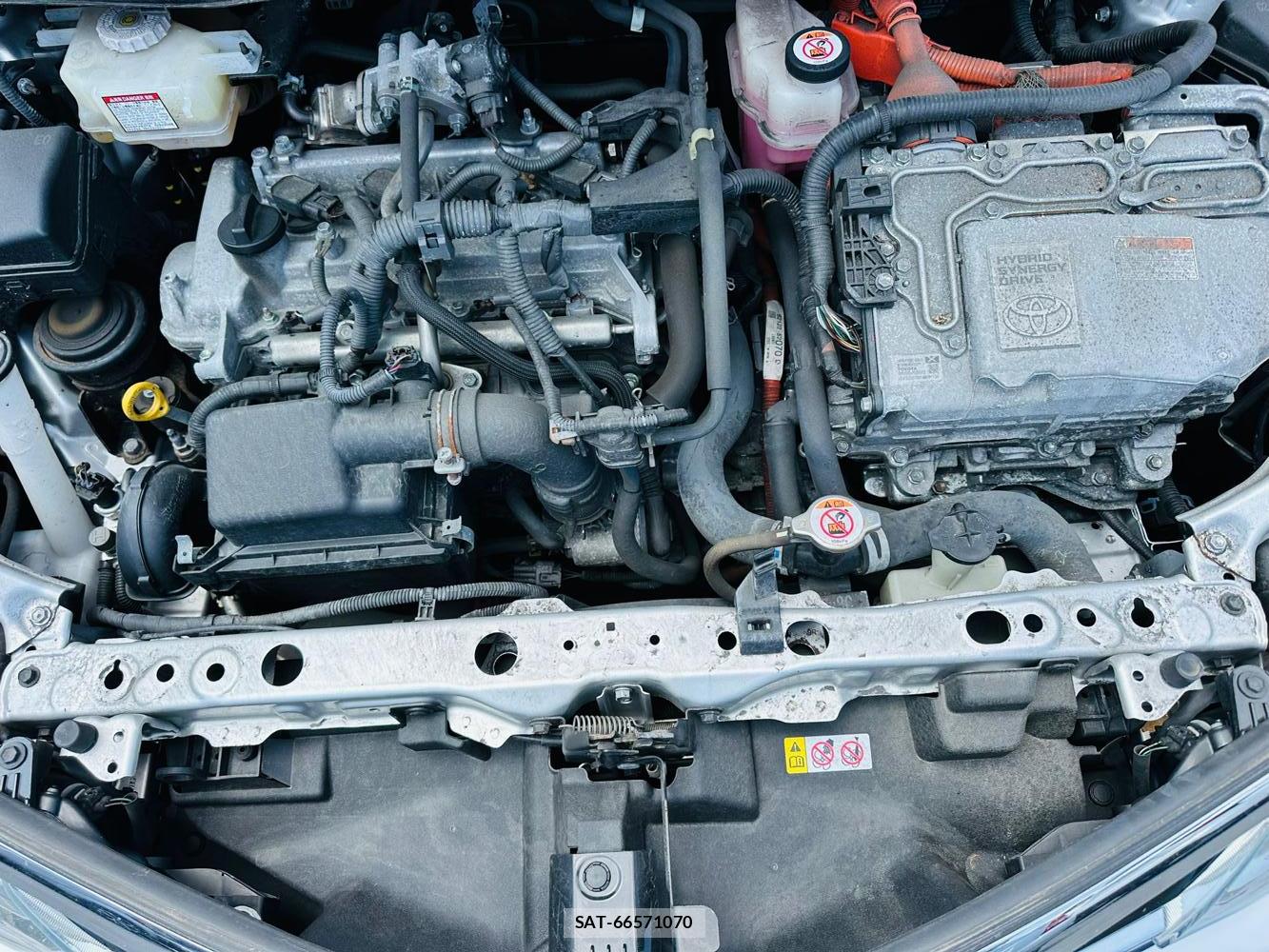 Toyota COROLLA AXIO 2019-04 6789617-33