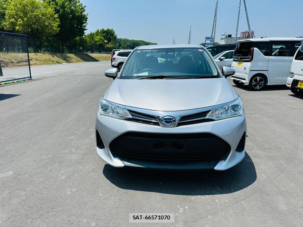 Toyota COROLLA AXIO 2019-04 6789617-6