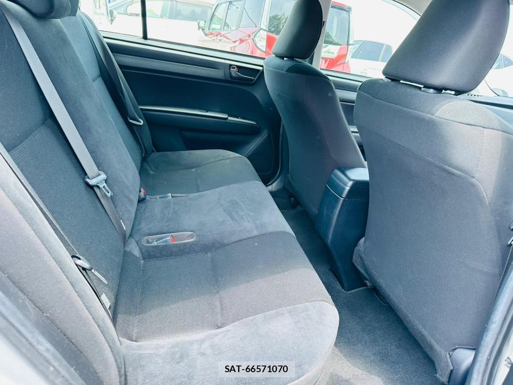 Toyota COROLLA AXIO 2019-04 6789617-7
