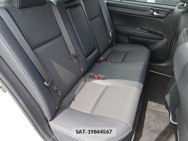 Toyota COROLLA AXIO 2016-08 7057949-22
