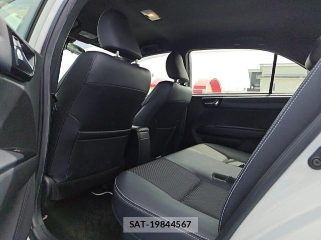 Toyota COROLLA AXIO 2016-08 7057949-23