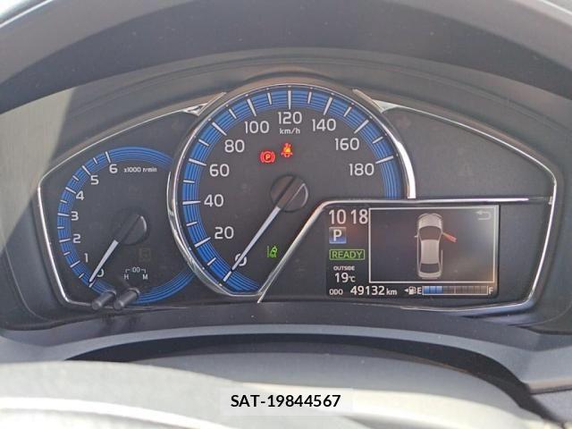 Toyota COROLLA AXIO 2016-08 7057949-28
