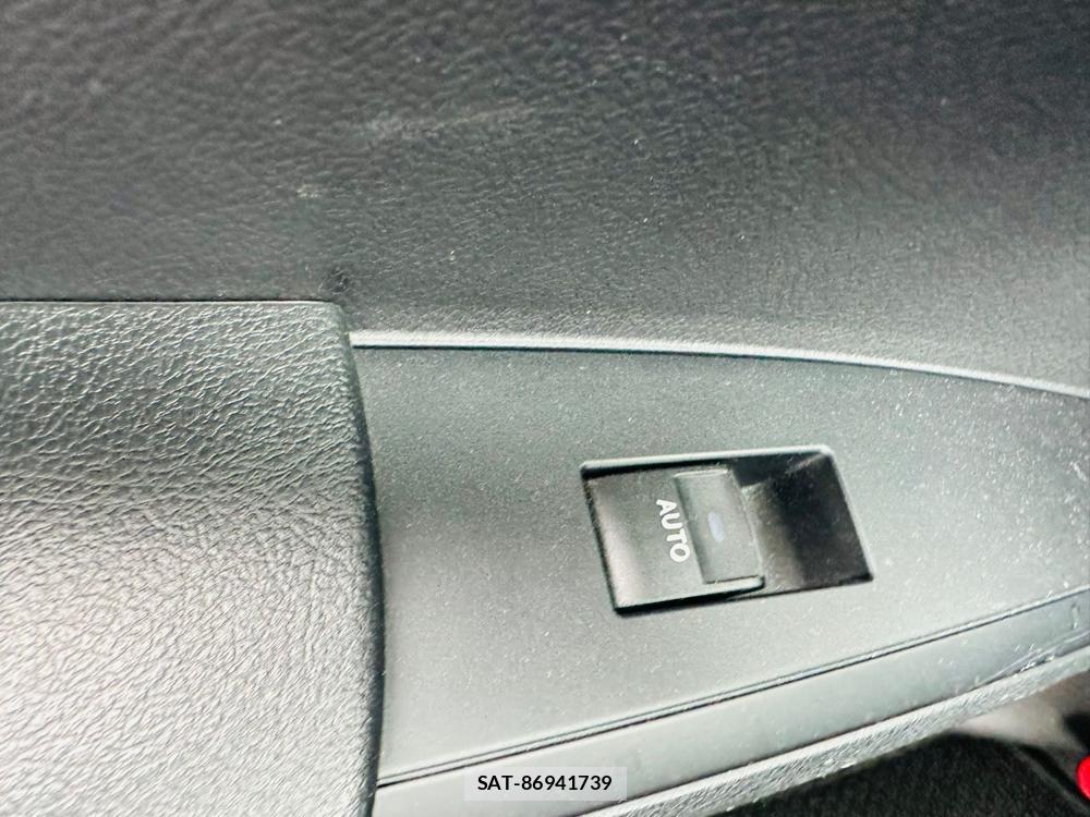 Toyota COROLLA AXIO 2019 7072723-24
