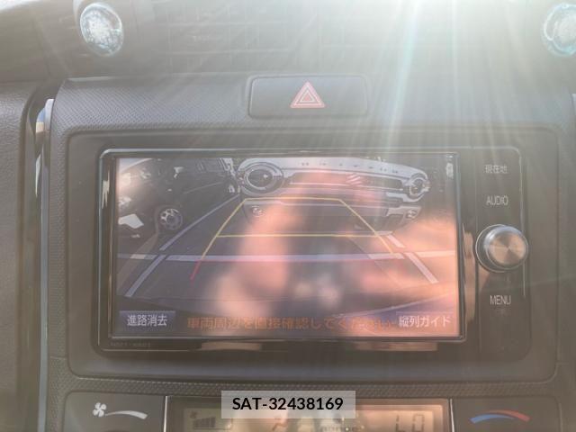 Toyota COROLLA AXIO 2017-02 7216250-15