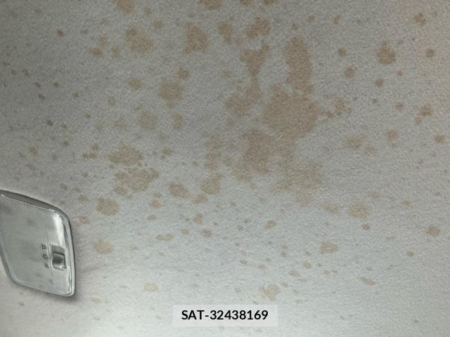 Toyota COROLLA AXIO 2017-02 7216250-21