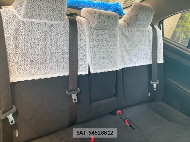 Toyota COROLLA AXIO 2015-09 7216252-11