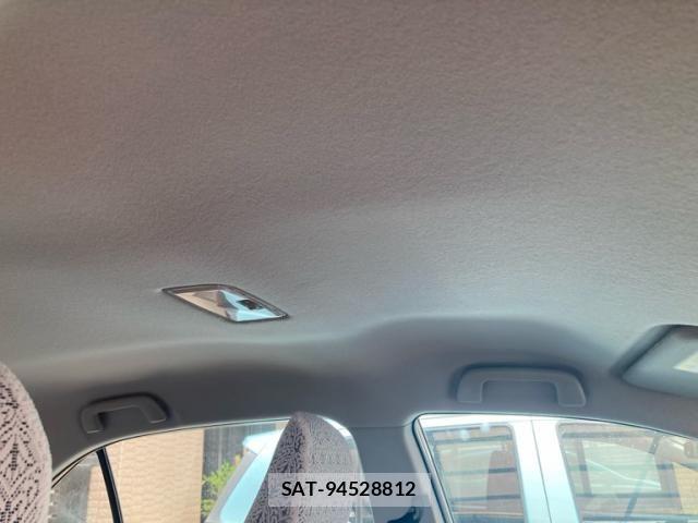 Toyota COROLLA AXIO 2015-09 7216252-12