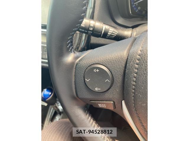 Toyota COROLLA AXIO 2015-09 7216252-16