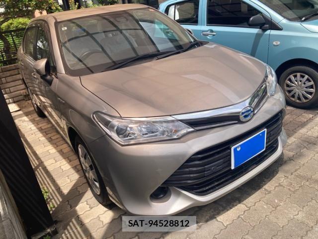 Toyota COROLLA AXIO 2015-09 7216252-0