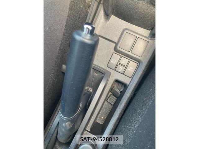 Toyota COROLLA AXIO 2015-09 7216252-20