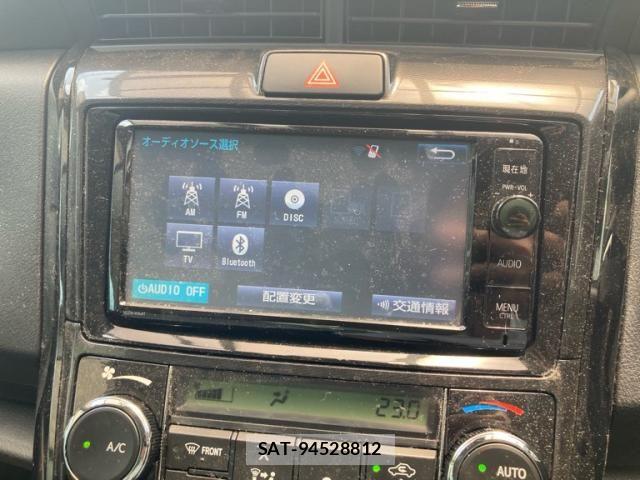 Toyota COROLLA AXIO 2015-09 7216252-24