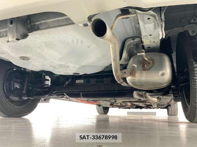 Toyota COROLLA AXIO 2014-03 7216248-9