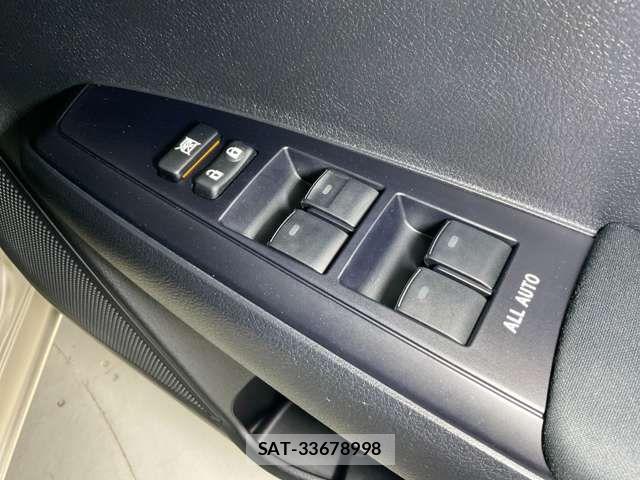 Toyota COROLLA AXIO 2014-03 7216248-13