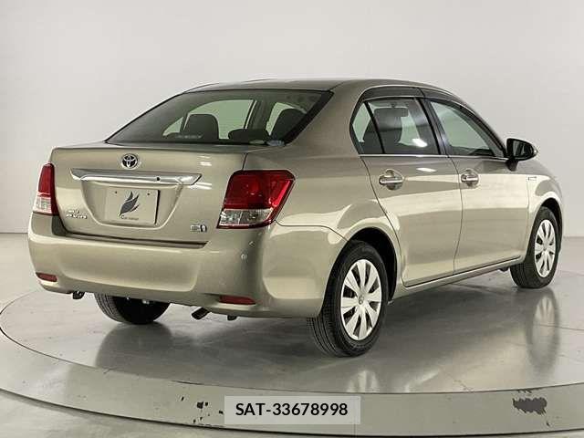 Toyota COROLLA AXIO 2014-03 7216248-4