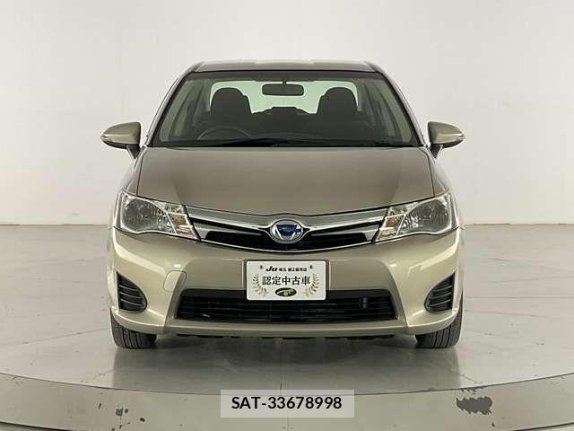Toyota COROLLA AXIO 2014-03 7216248-7