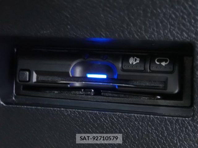 Toyota COROLLA AXIO 2019-03 7216253-10
