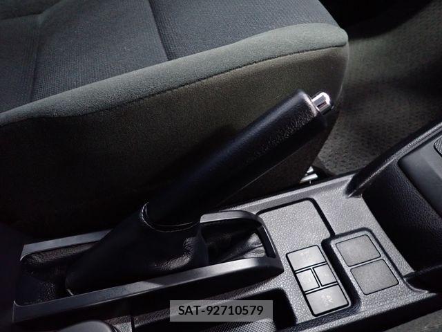 Toyota COROLLA AXIO 2019-03 7216253-13