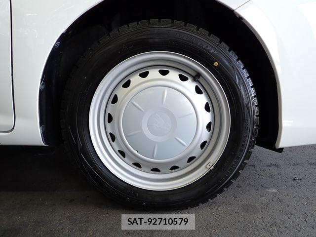 Toyota COROLLA AXIO 2019-03 7216253-18
