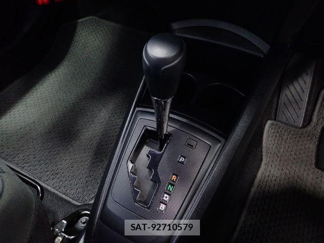 Toyota COROLLA AXIO 2019-03 7216253-24