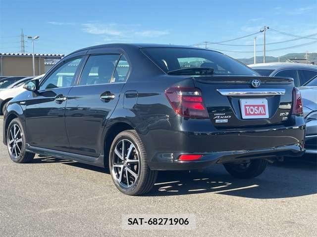 Toyota COROLLA AXIO 2017-10 7250192-24