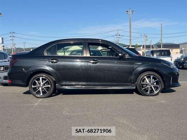 Toyota COROLLA AXIO 2017-10 7250192-26