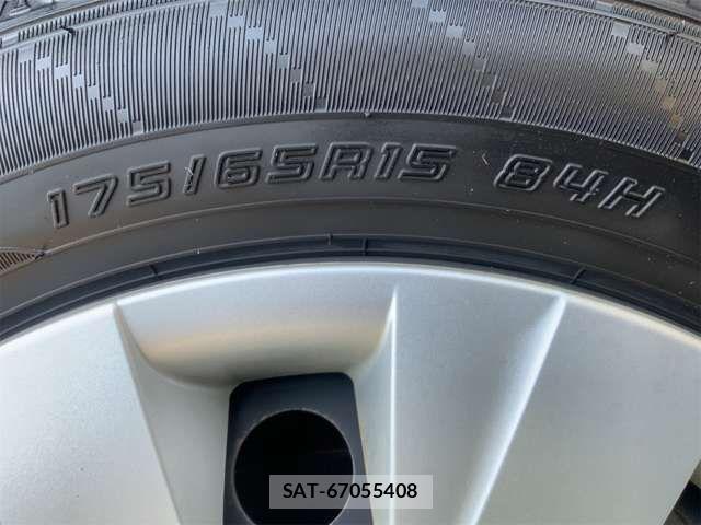 Toyota COROLLA AXIO 2015-03 7271710-19