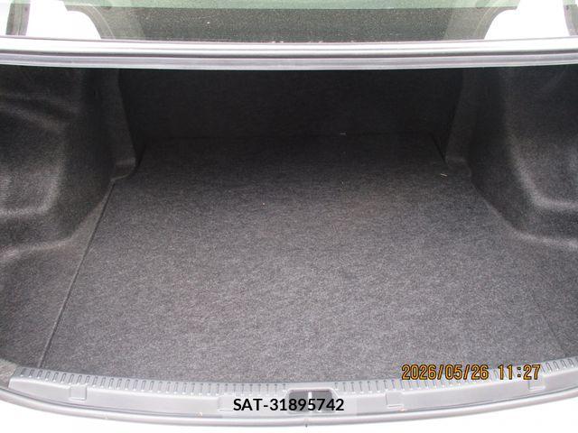 Toyota COROLLA AXIO 2018-10 7357199-11