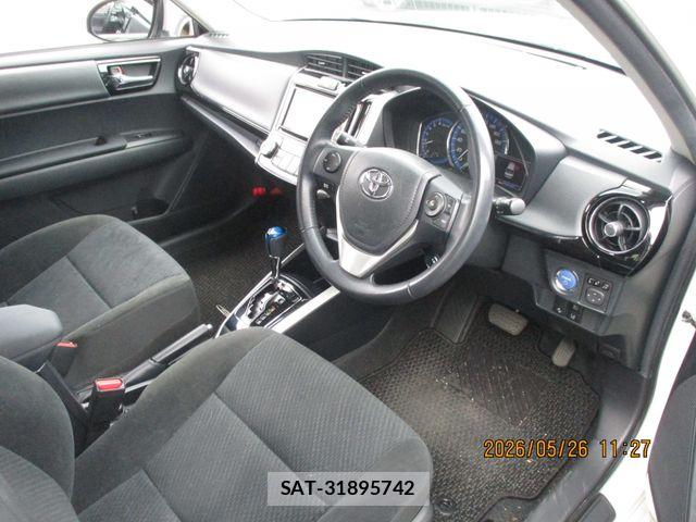 Toyota COROLLA AXIO 2018-10 7357199-12