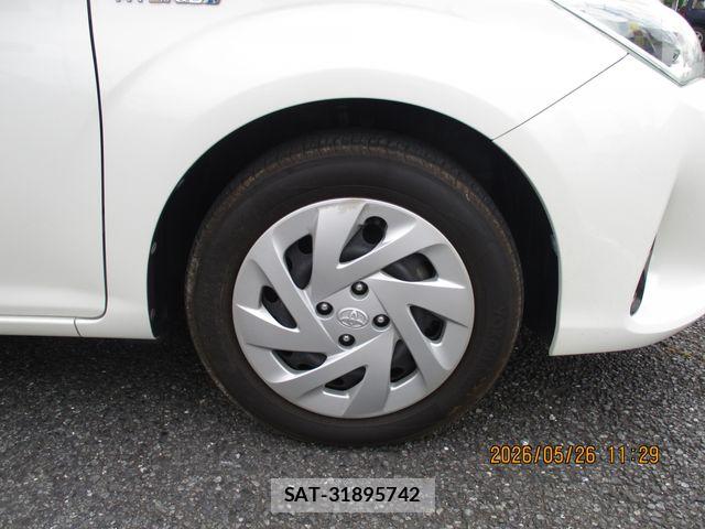 Toyota COROLLA AXIO 2018-10 7357199-6
