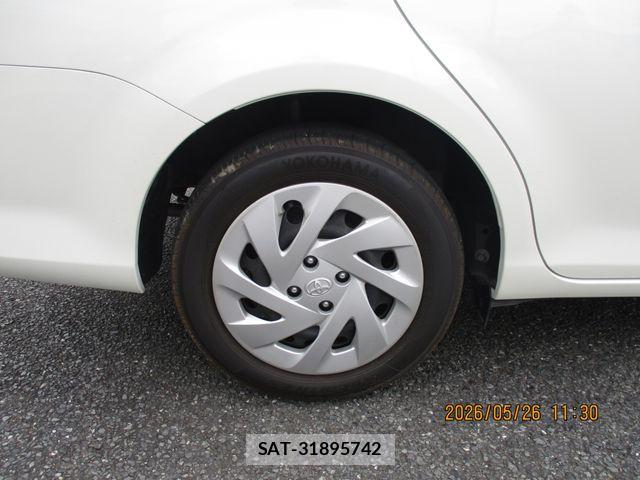 Toyota COROLLA AXIO 2018-10 7357199-7