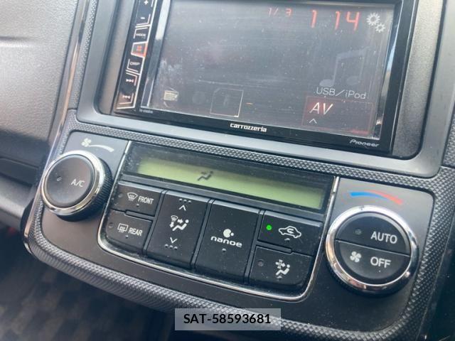 Toyota COROLLA AXIO 2015-09 7508387-18